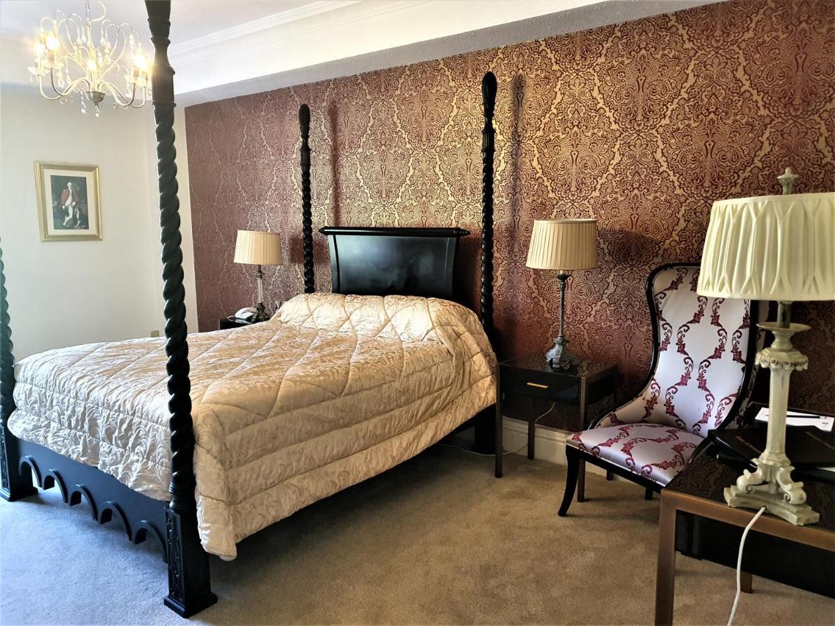 Nuthurst Grange Country House Hotel & Restaurant Солігалл Екстер'єр фото