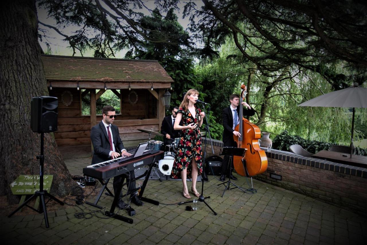 Nuthurst Grange Country House Hotel & Restaurant Солігалл Екстер'єр фото